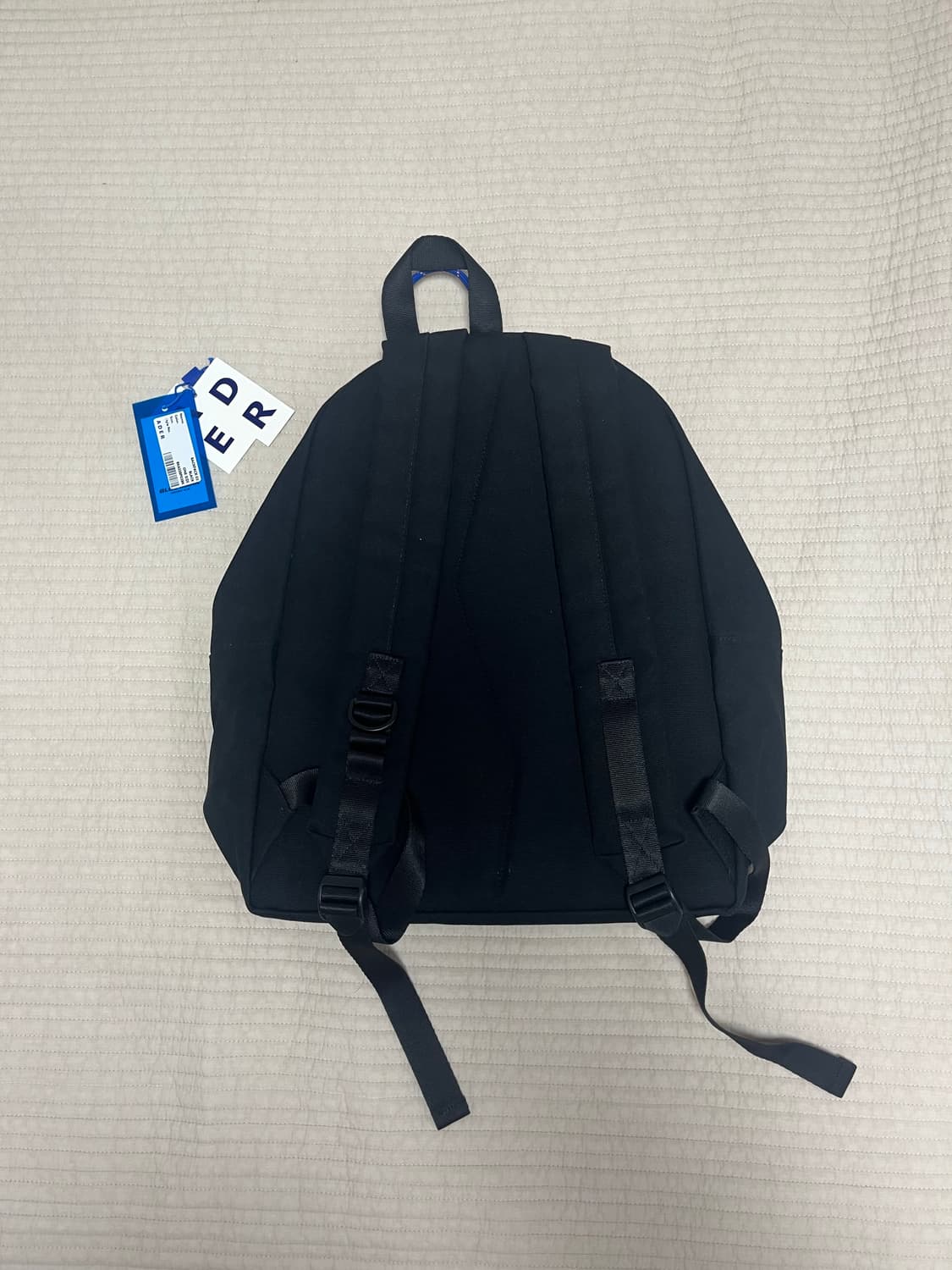아더에러 지그재그 백팩 블랙 상품이미지2