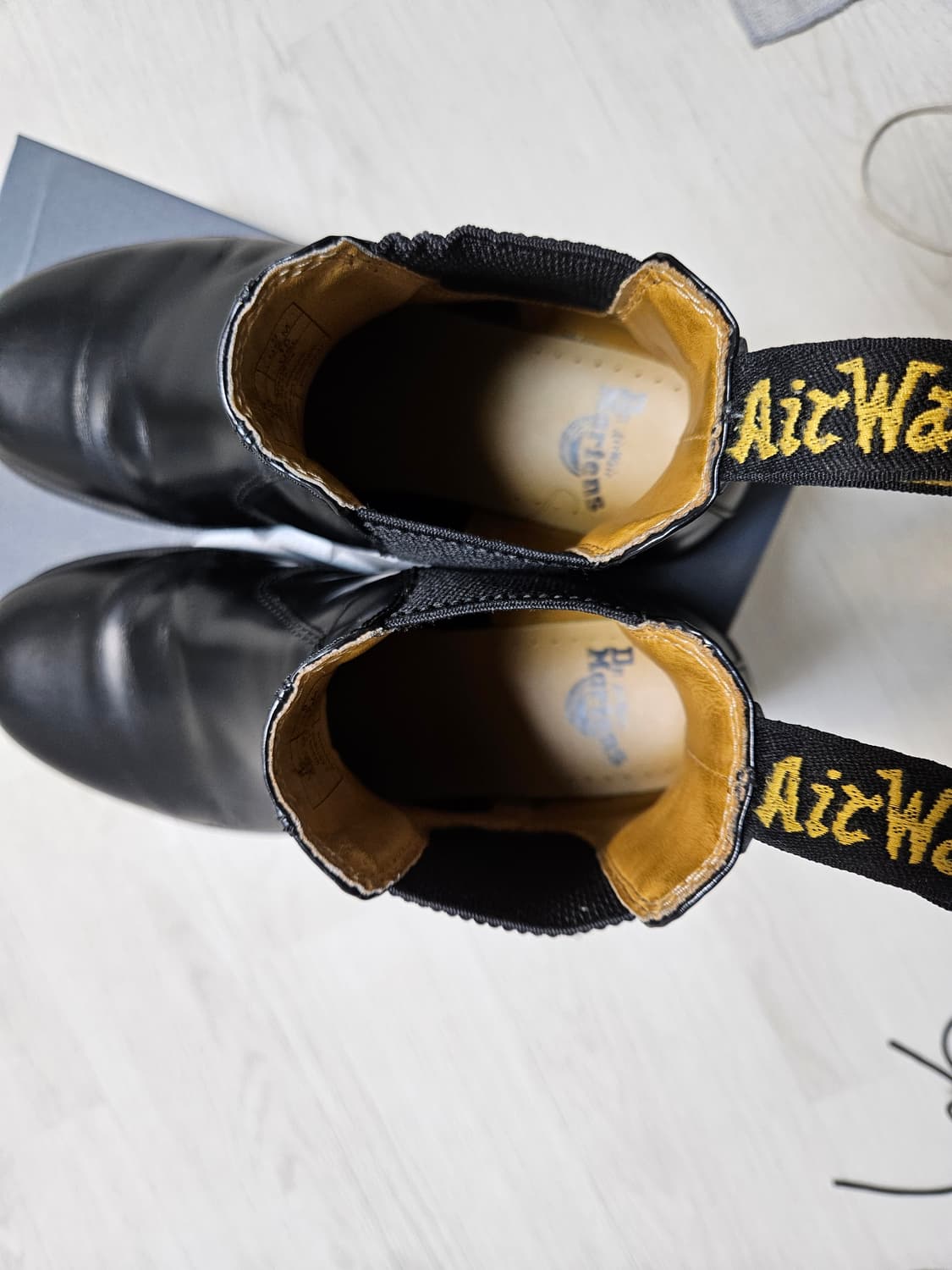 [급매/풀박스X] 닥터마틴 2976 스무스 블랙 (UK8/270) - 쿨 상품이미지2