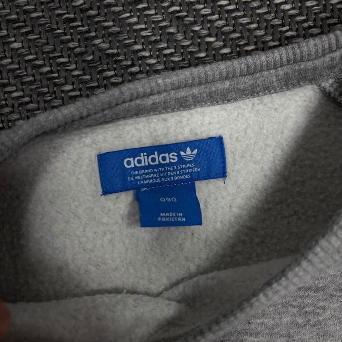 아디다스 빅로고 맨투맨 v0273 상품이미지4