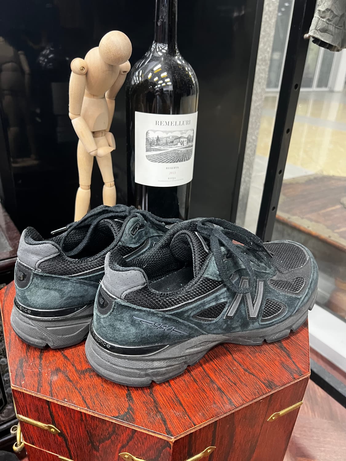 뉴발란스 990v4 블랙 스웨이드 메이드 인 USA size260 상품이미지3