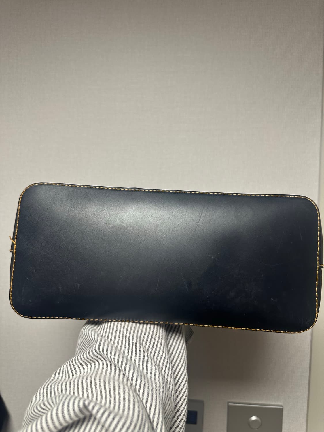 A.P.C. 악셀 토트백 데님 다크 네이비 상품이미지3