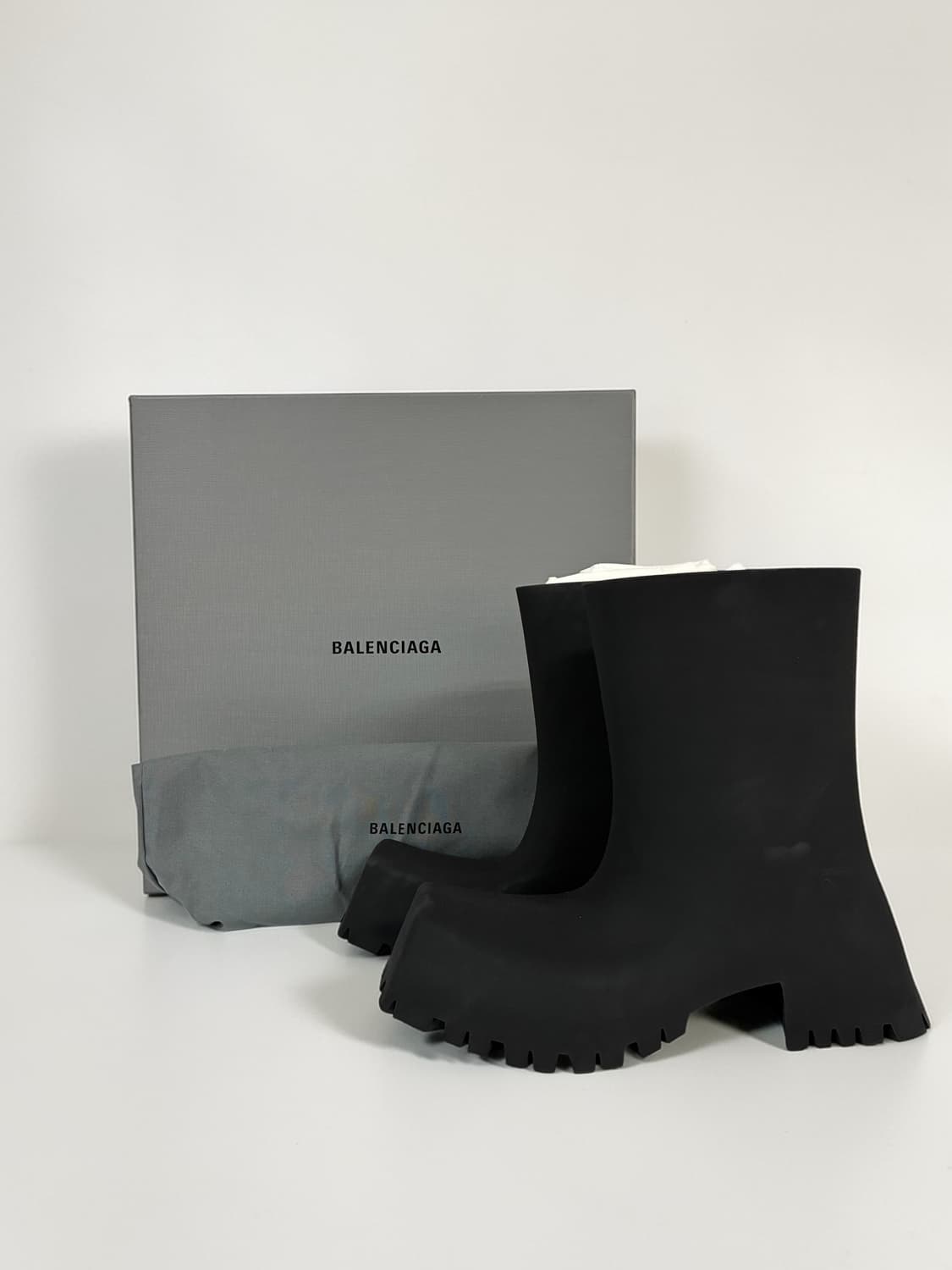 발렌시아가 트루퍼 러버 부츠 블랙 37사이즈 상품이미지1