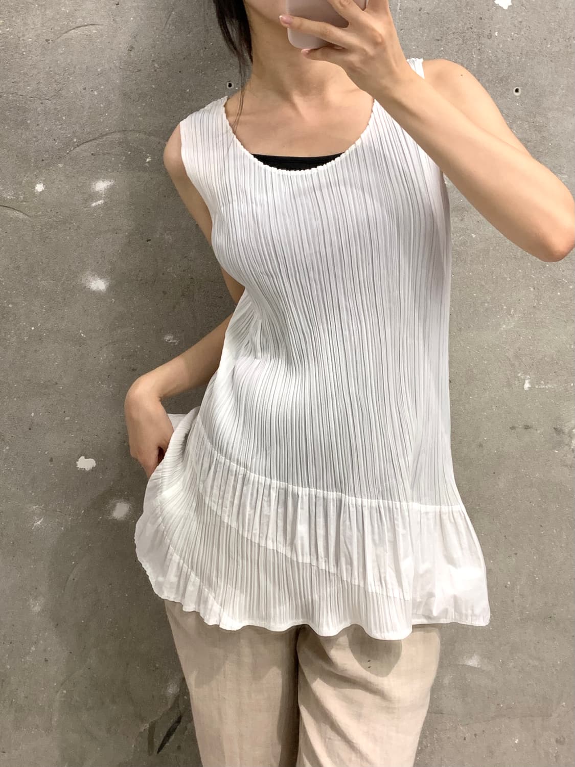 Pleats please 플리츠플리즈 화이트 슬리브리스 원피스 상품이미지1