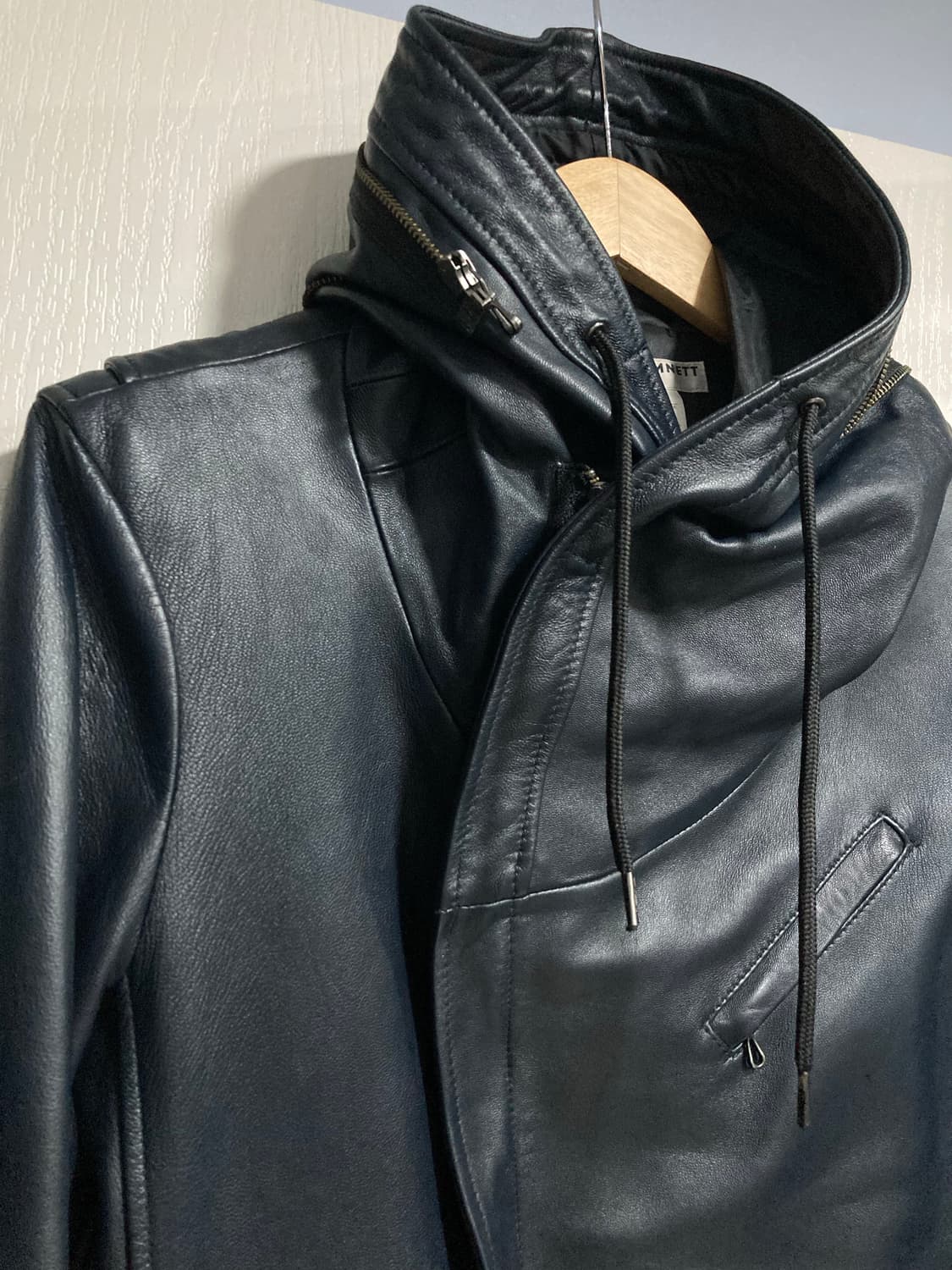 00s 캐서린햄넷 에일리언 후드 가죽 자켓 상품이미지4