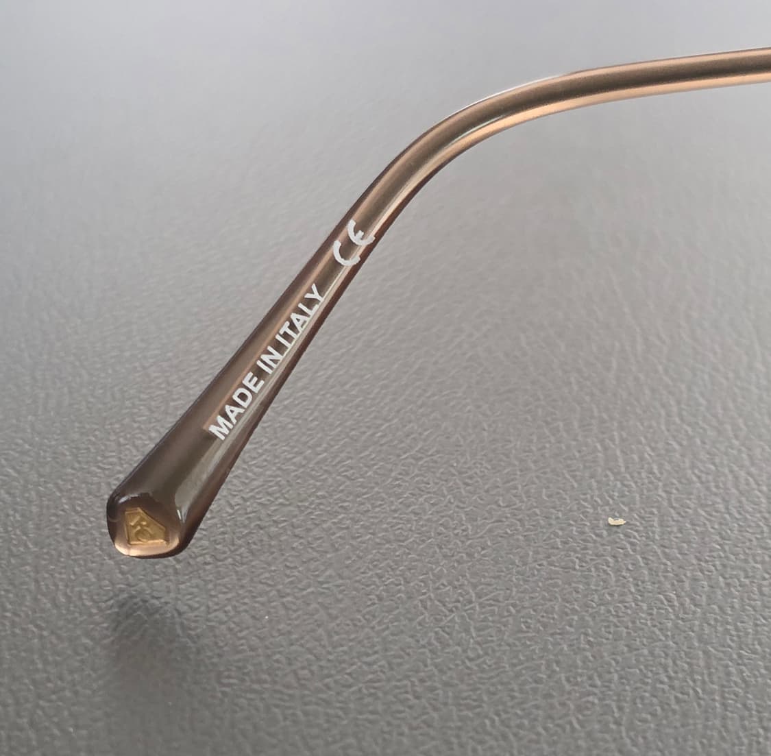 레트로크래프트 안경 RC 1120 모델 판매합니다
- 색상: GRY/BW 상품이미지6