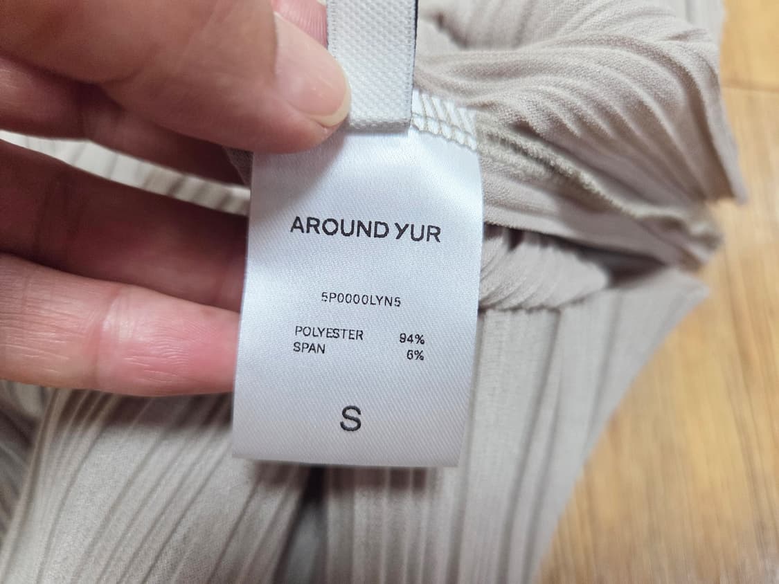 어라운드율(around yur) 플리츠 피아노 블라우스 55-66 상품이미지7