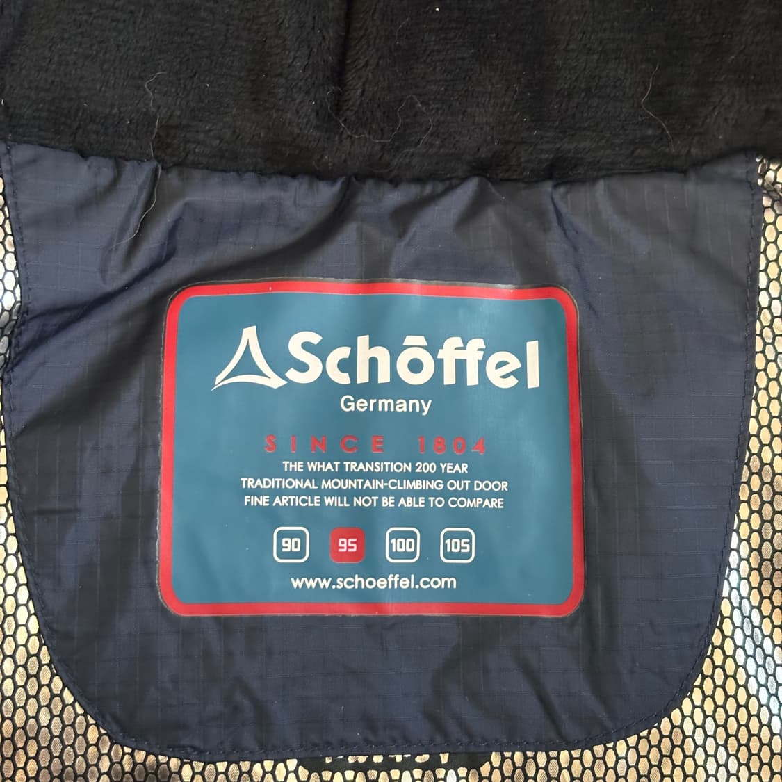 쉐펠 아웃도어 여성 95 다운 패딩 점퍼 라쿤 후드 모자  상품이미지3