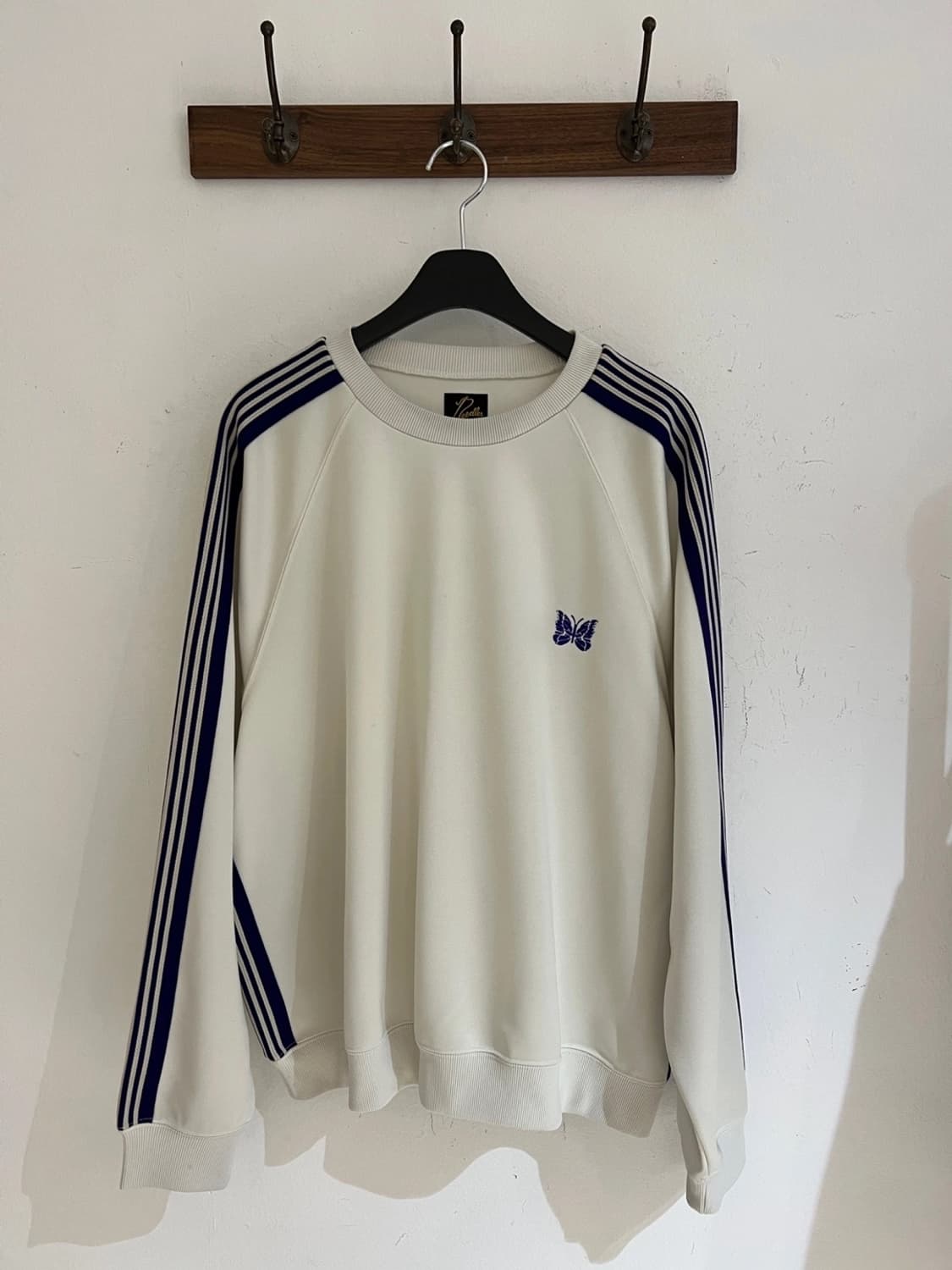 니들스 맨투맨 상품이미지1