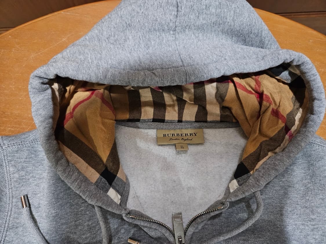버버리 후드집업 상품이미지6