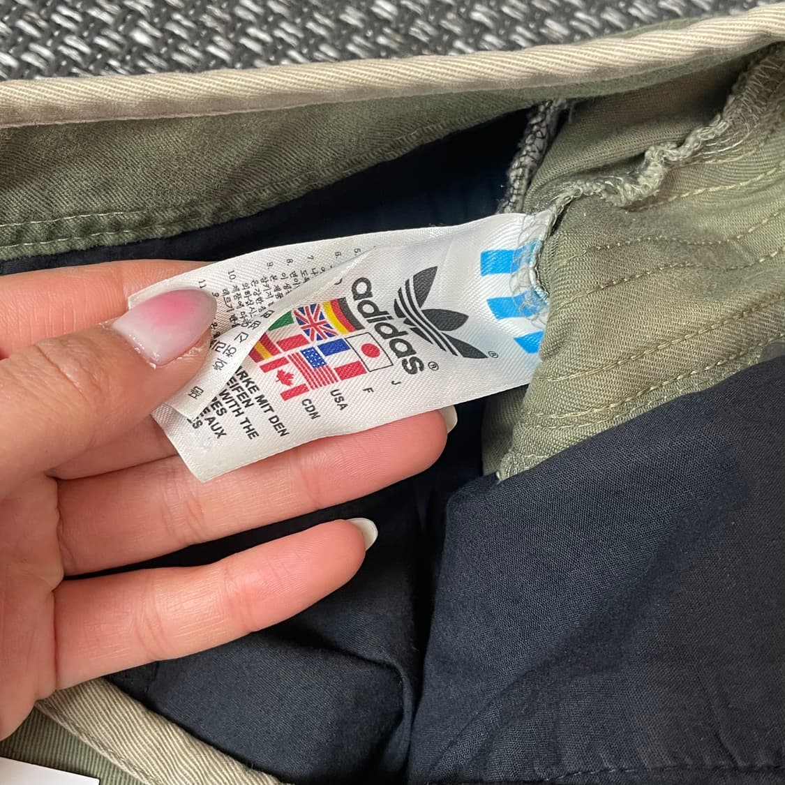 (32) 아디다스 자수포인트 카키 카코팬츠 상품이미지5