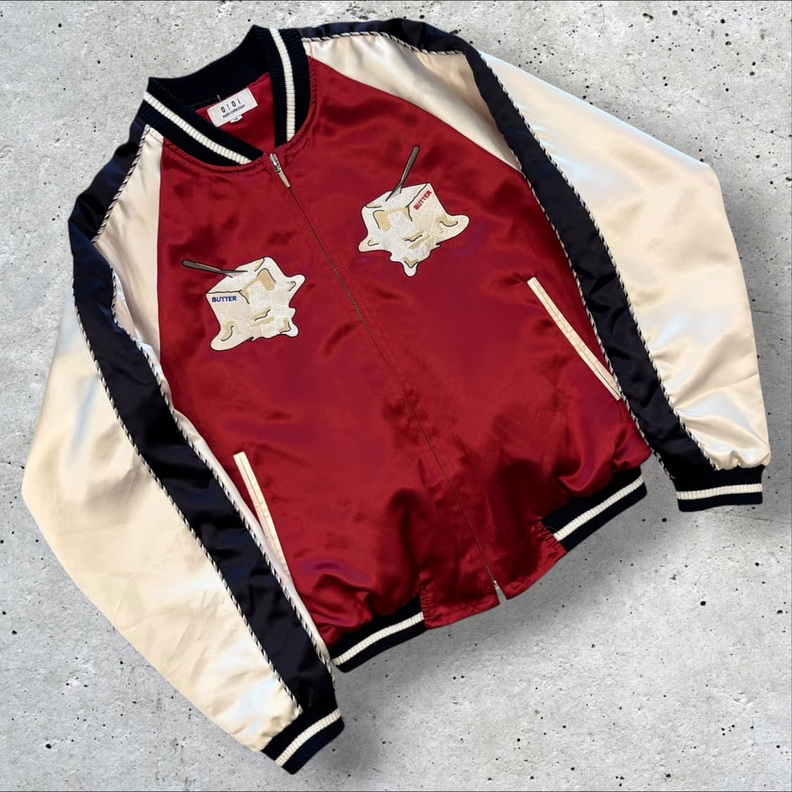 [M] 오아이오아이 브런치 버터 자수 스카쟌 집업 자켓 D726 상품이미지1