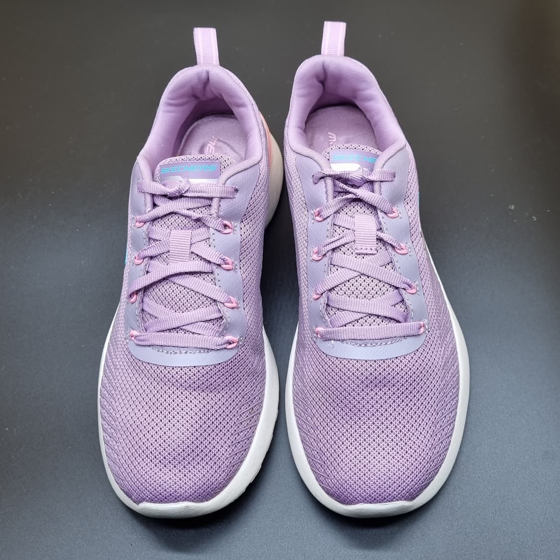 스케쳐스 다이너마이트 여성운동화230  상품이미지2