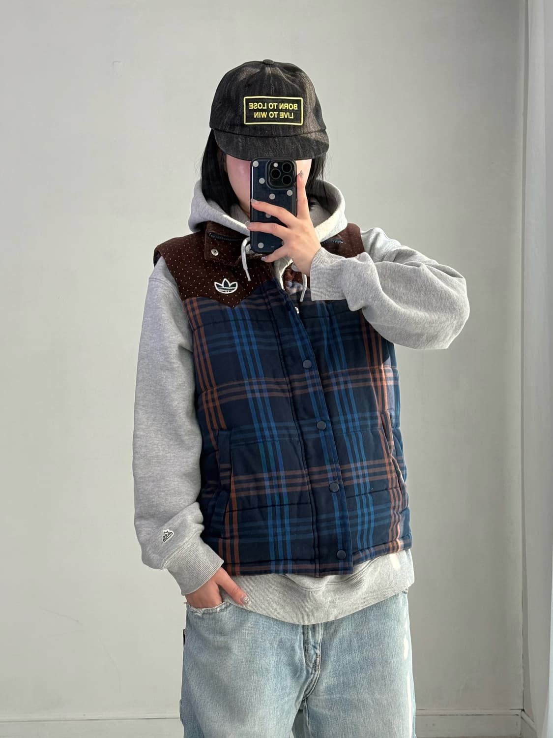 아디다스 브라운 도트 체크 패딩조끼 상품이미지3