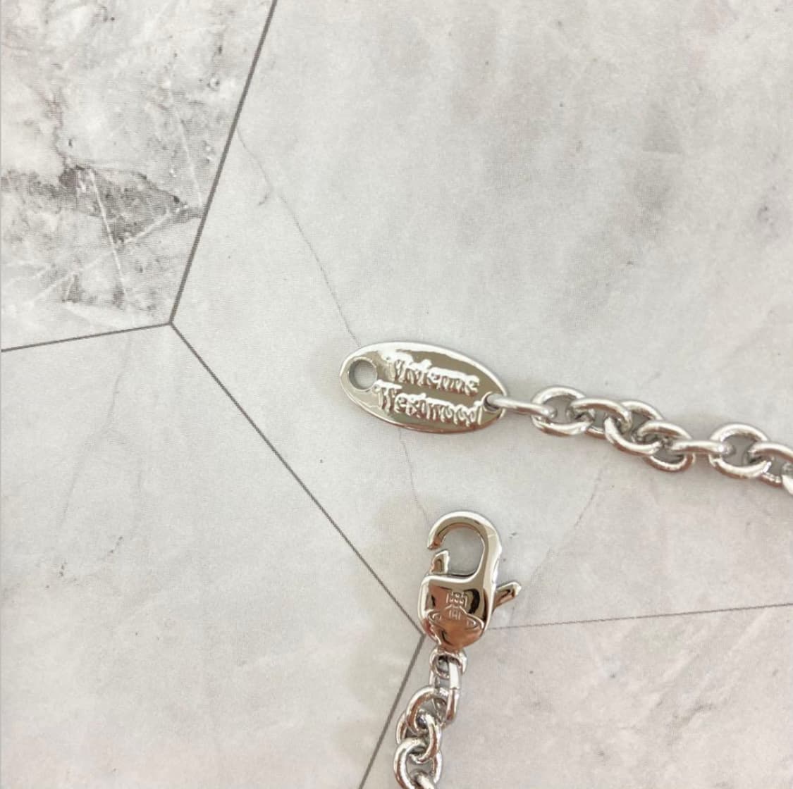 비비안웨스트우드 화이트 크리스탈 orb 팬던트 목걸이 상품이미지3