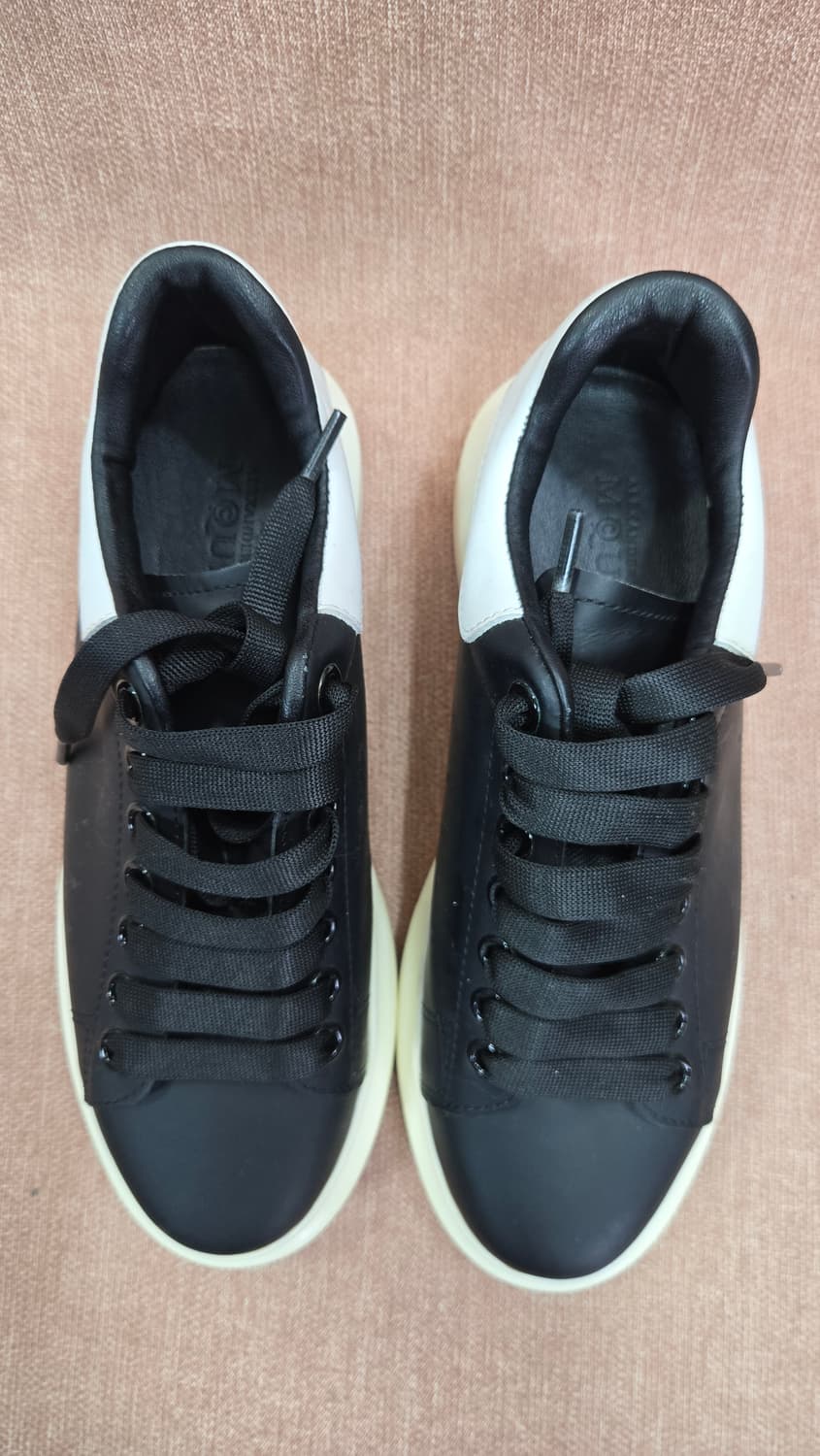 맥퀸 230mm- 오버솔  블랙&화이트 상품이미지2