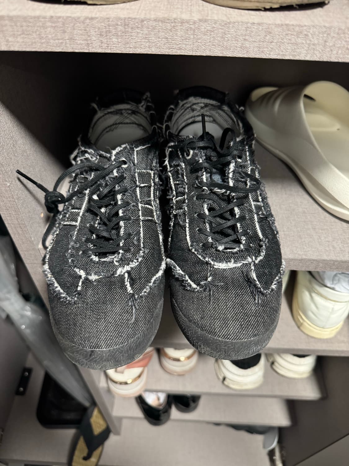 오니츠카타이거 데님 스니커즈 상품이미지1