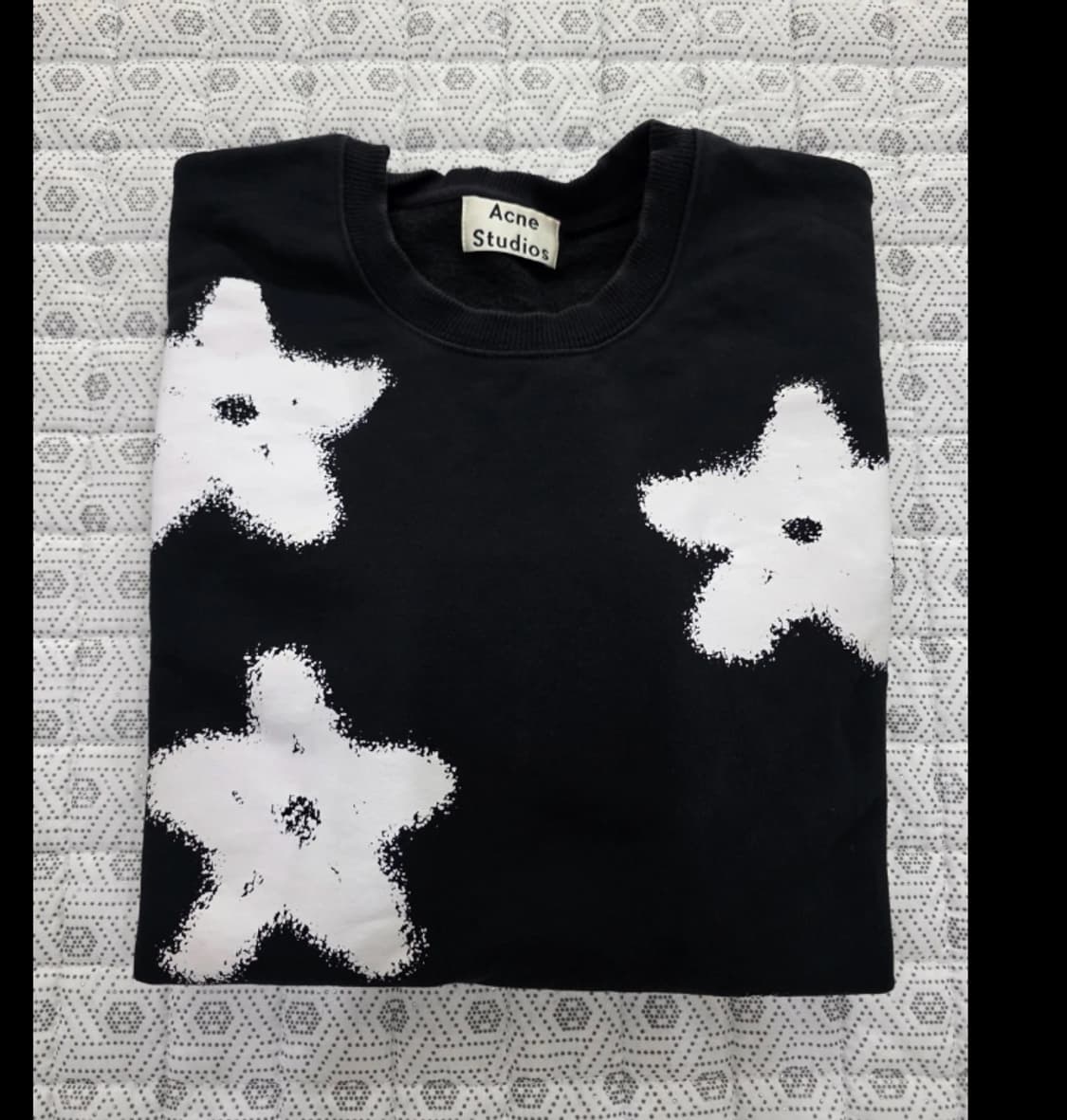 아크네 스튜디오 별 패턴 맨투맨 100 상품이미지3