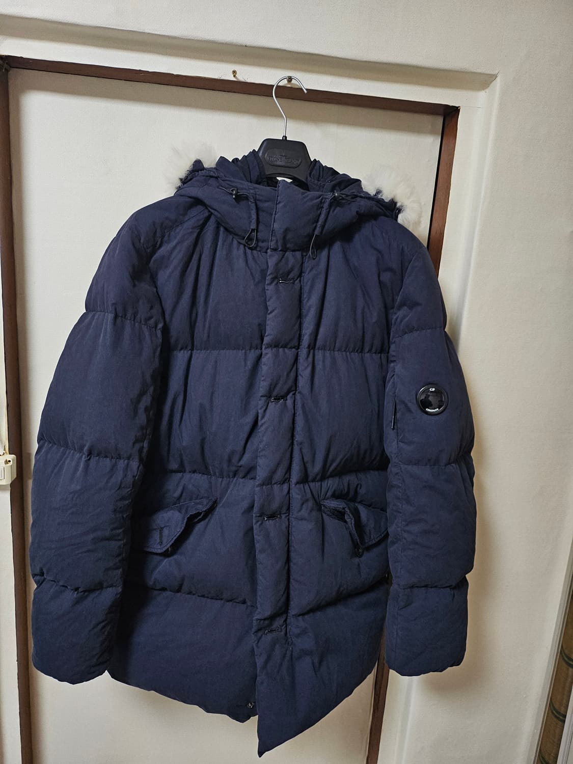 cp컴퍼니 하프 패딩 54사이즈 105-110 상품이미지1