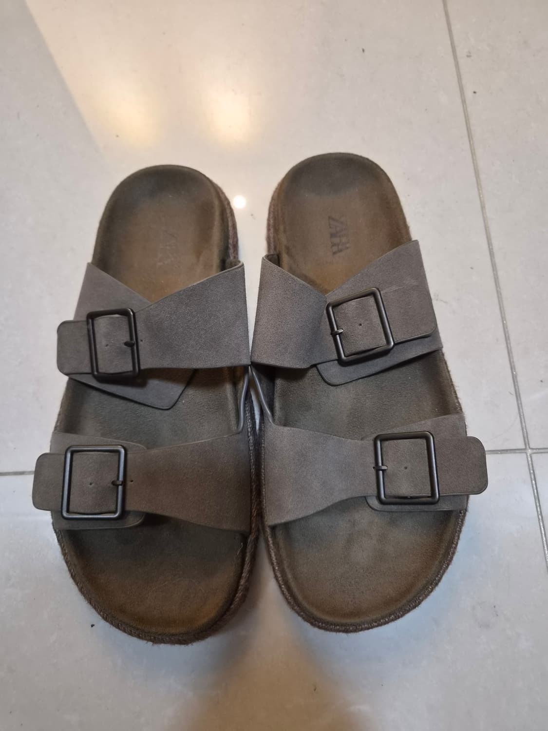 자라 리얼 레더 버켄스탁 슬리퍼 상품이미지1