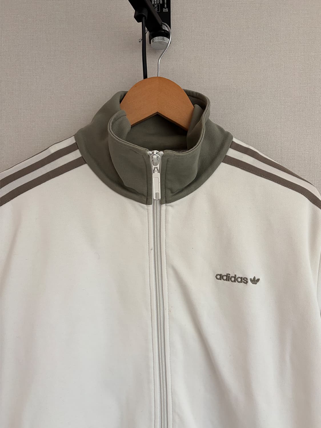 아디다스 아이보리 연카키 베켄바우어 트랙탑 져지 상품이미지4