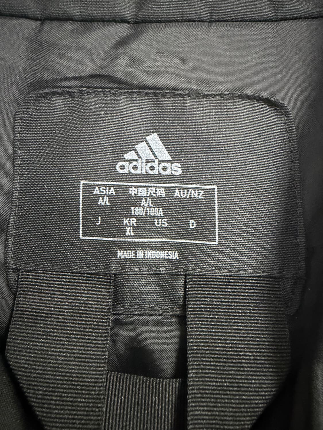 아디다스 ZNE 봄버 재킷 상품이미지3