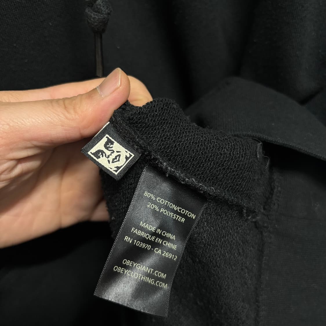 오베이 OBEY 블랙 후드티 상품이미지4