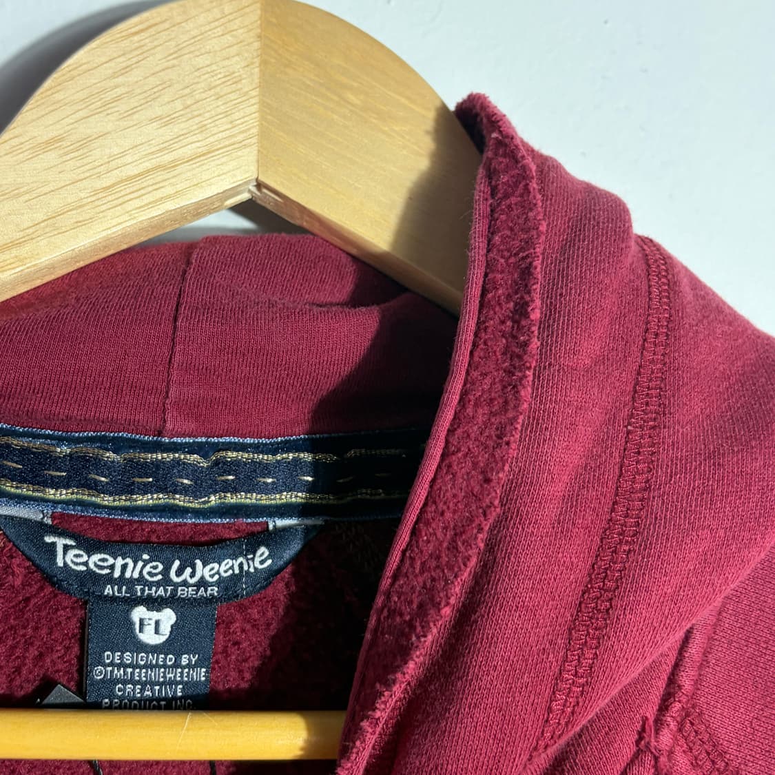 티니위니 절개 스티치 버건디 후드티 (무료배송) 상품이미지2