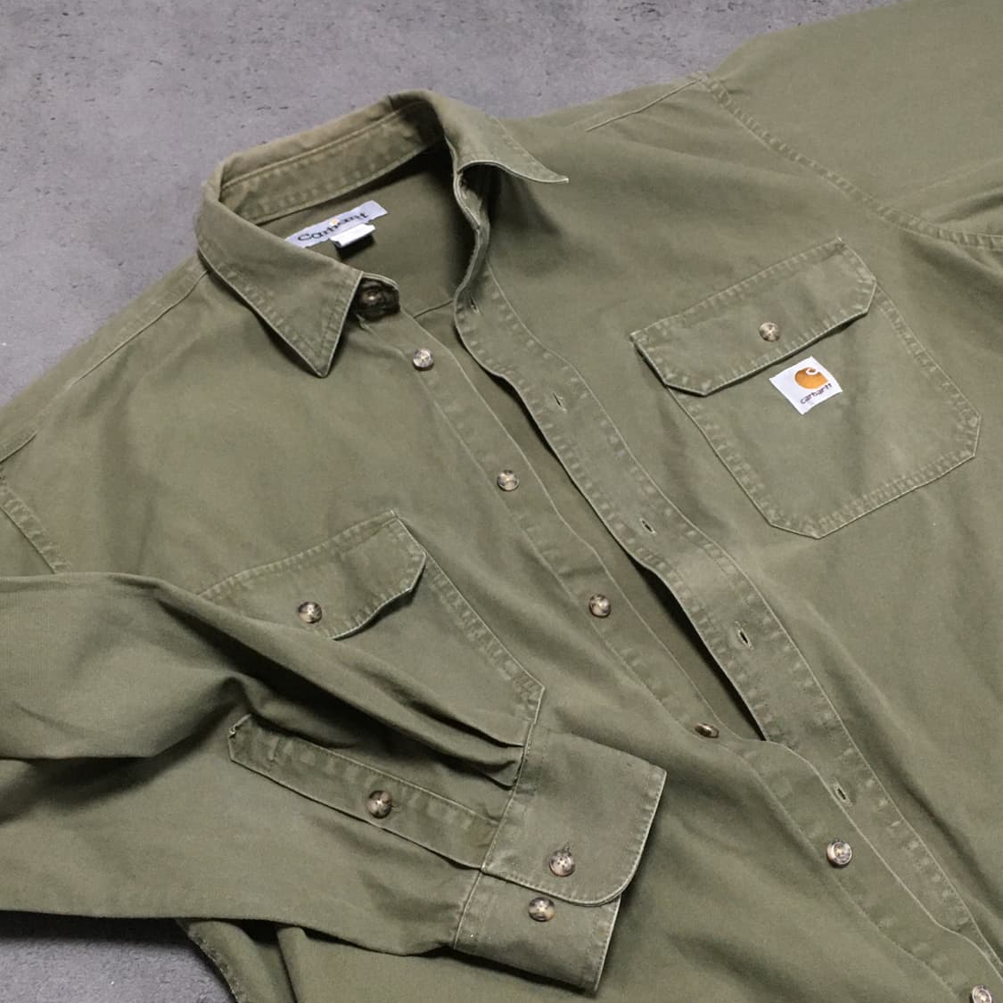 칼하트 카키 남방 셔츠 상품이미지1