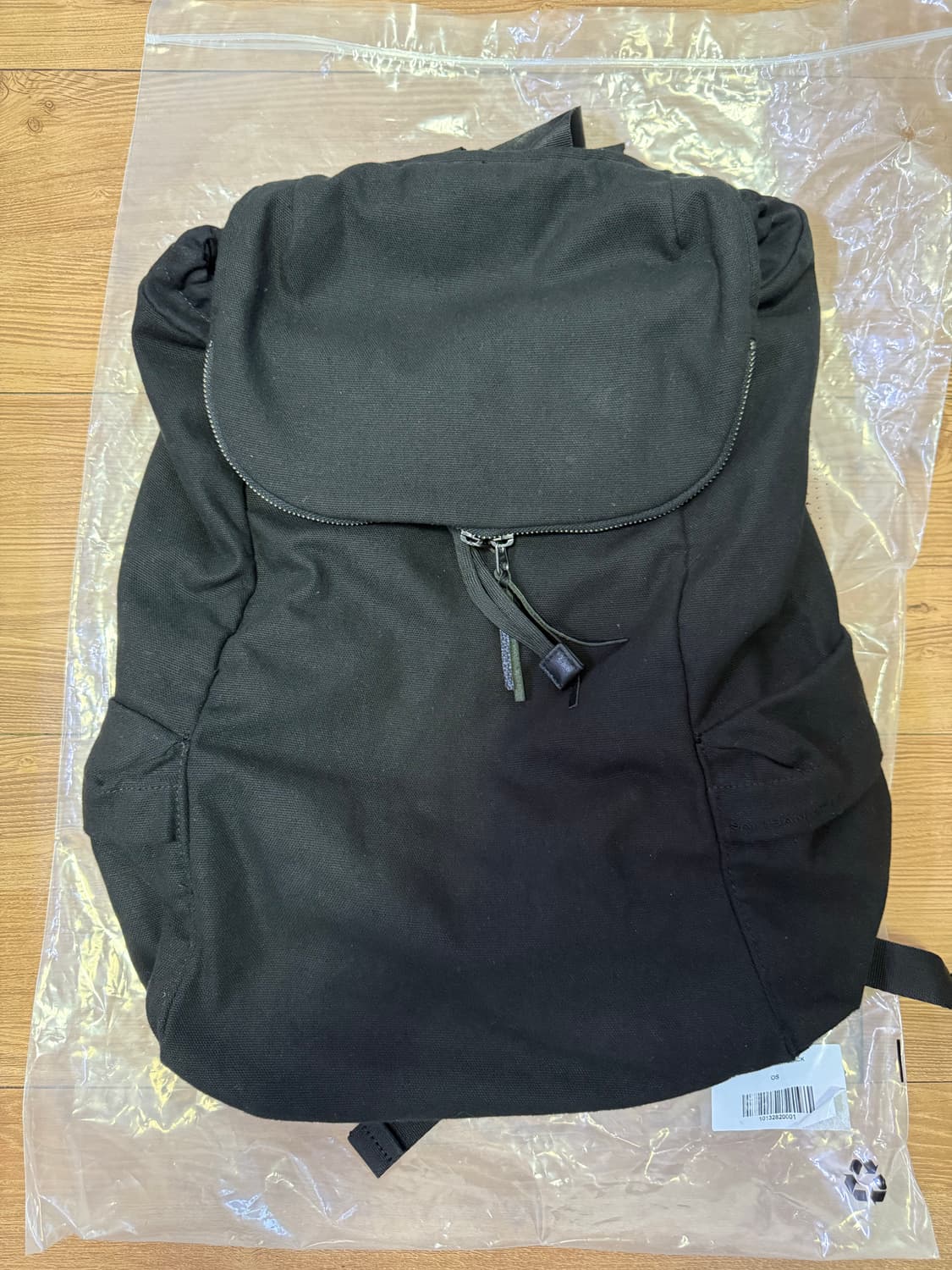 산산기어 플랩 백팩 블랙 상품이미지2