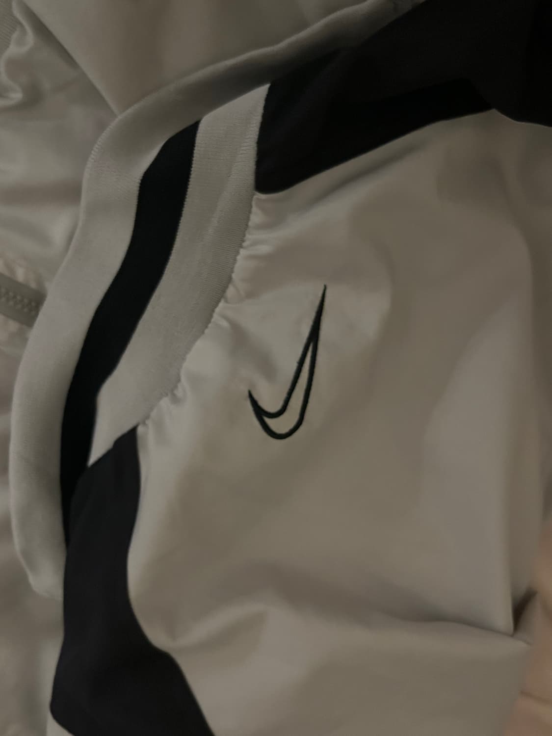 나이키 00‘s 올드스쿨 바람막이 상품이미지4