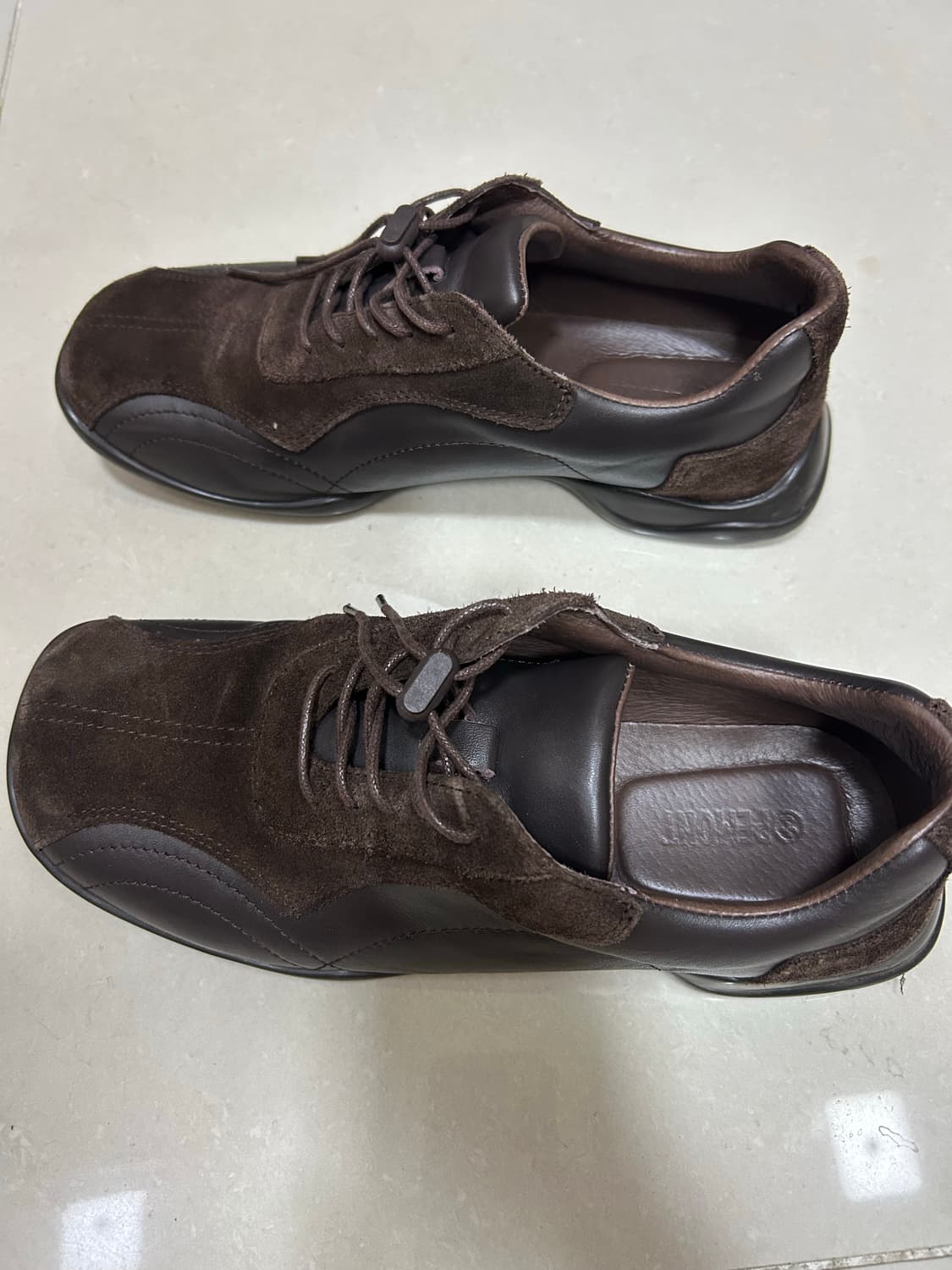 페몬트 스퀘어 브라운 255 상품이미지2