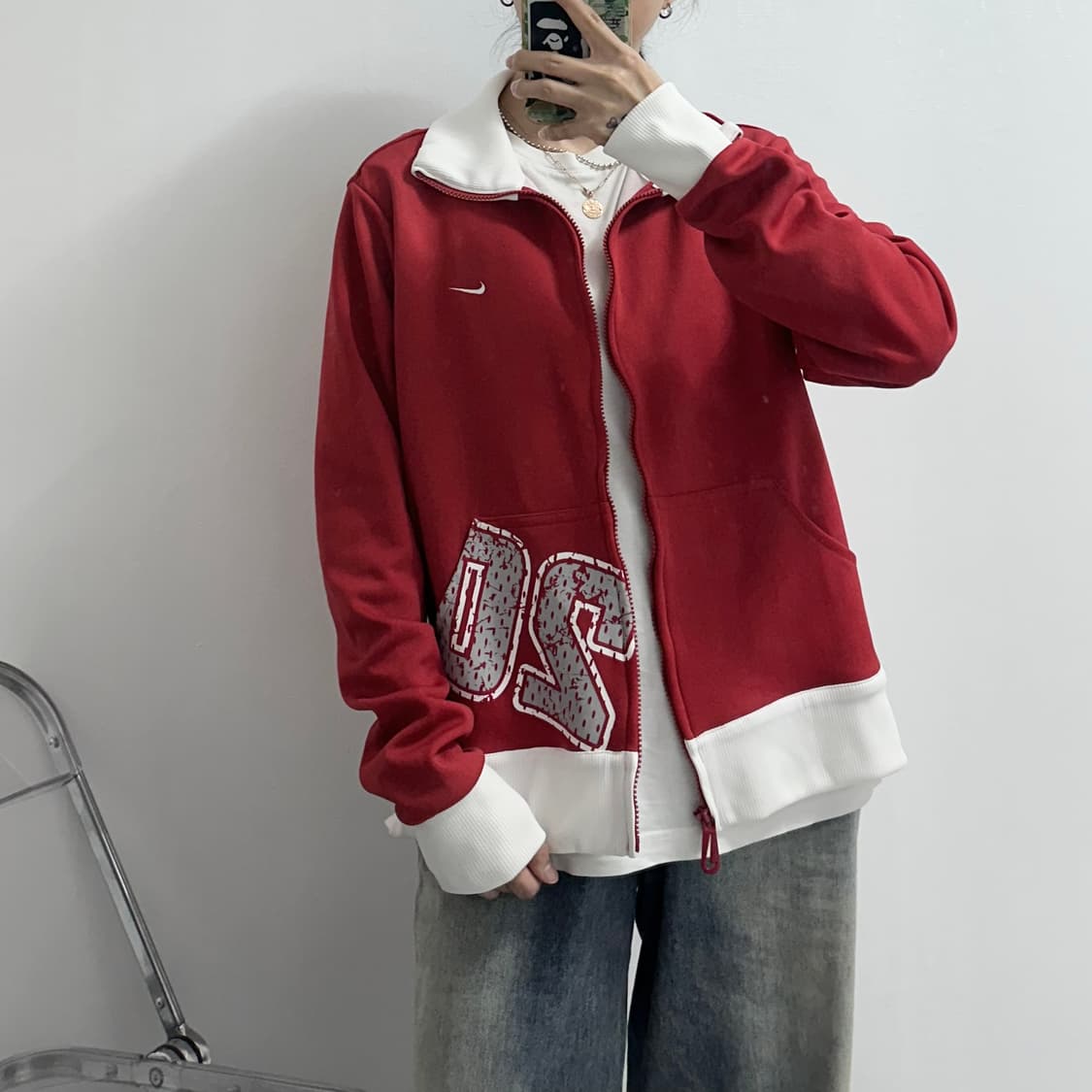 나이키 00s 스우시 사이드버튼 흰빨 져지 트랙탑 상품이미지4