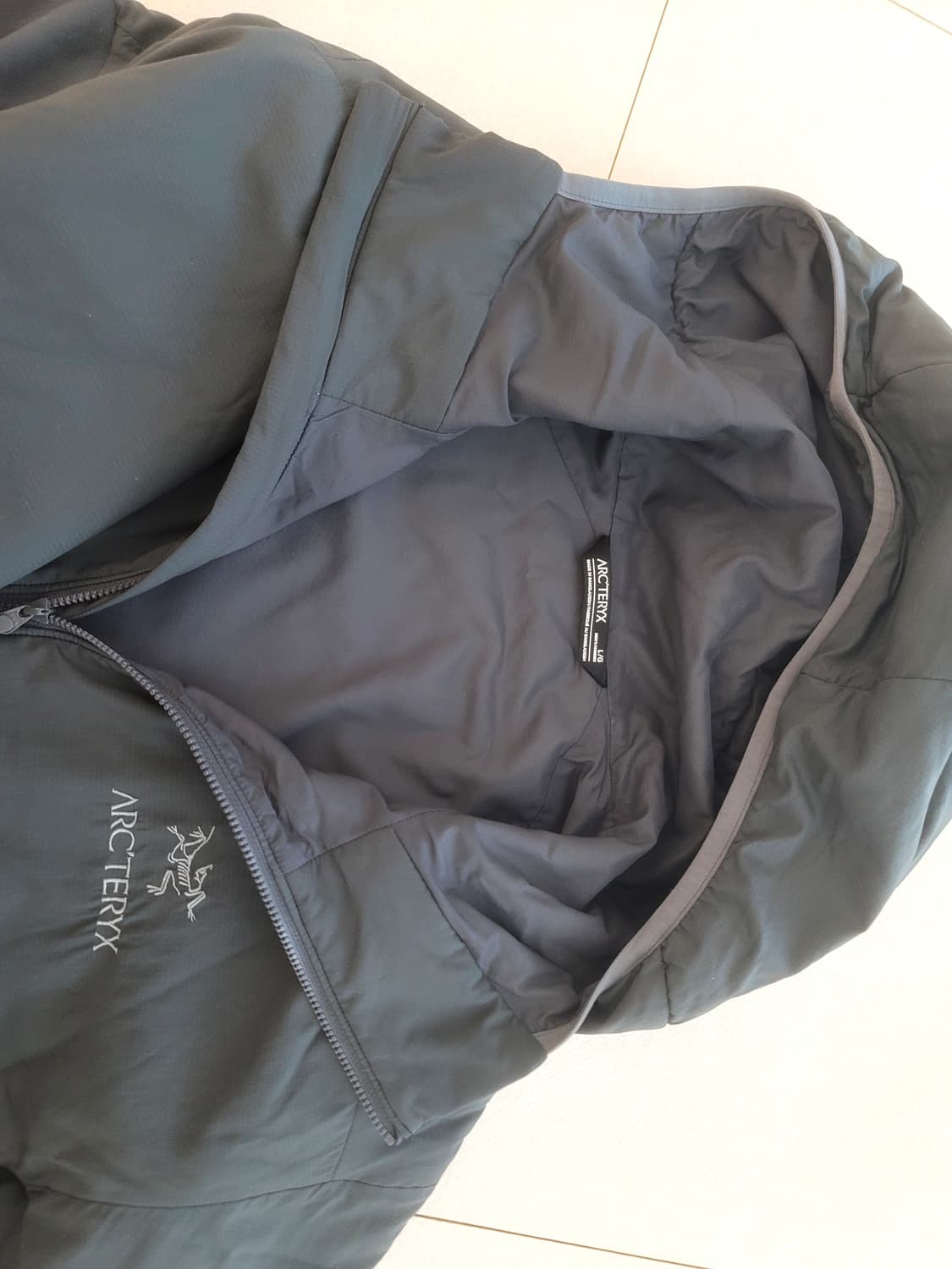 아크테릭스 아톰 LT 글리치 색상 L사이즈 상품이미지7