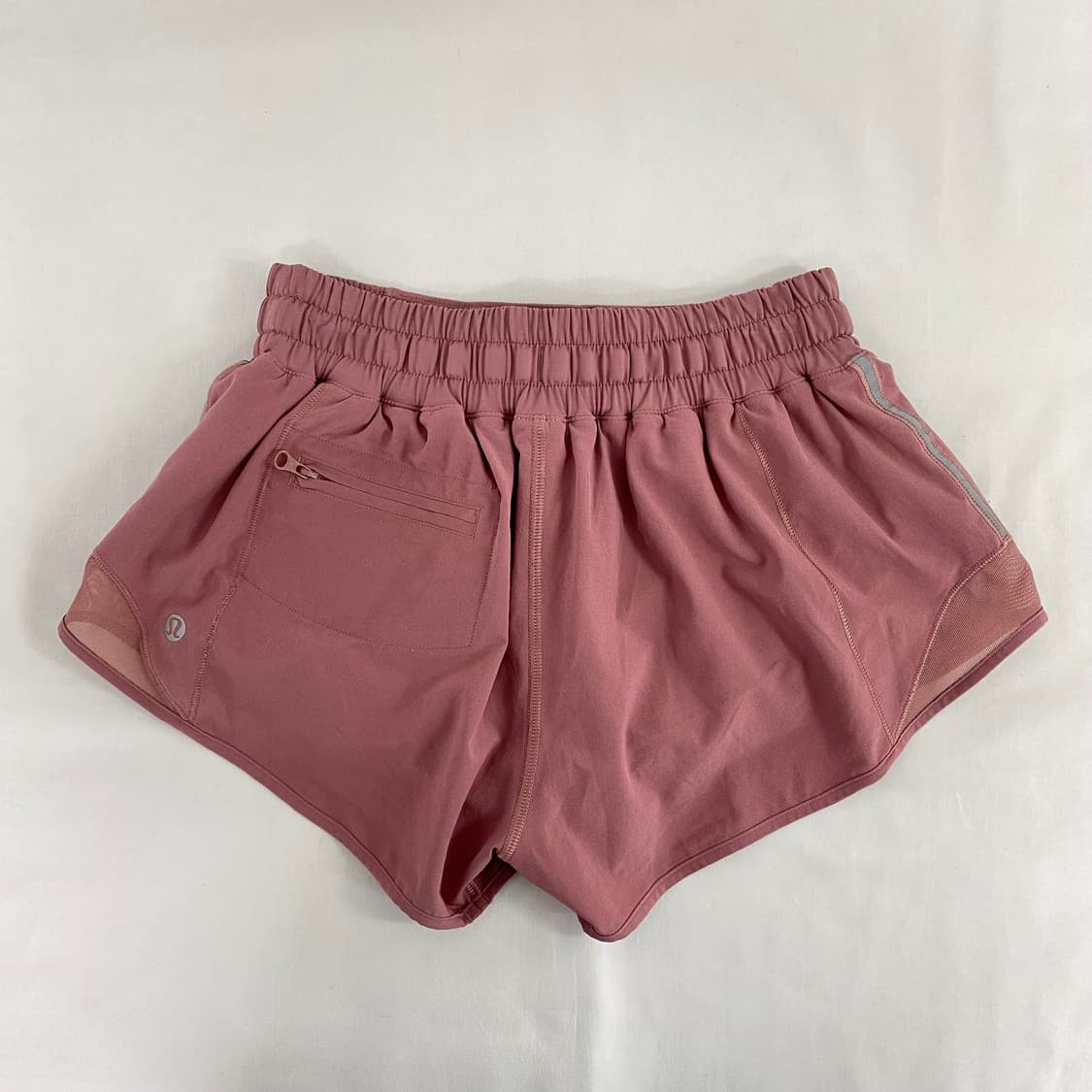 룰루레몬 핫티핫 핑크 쇼츠  상품이미지2