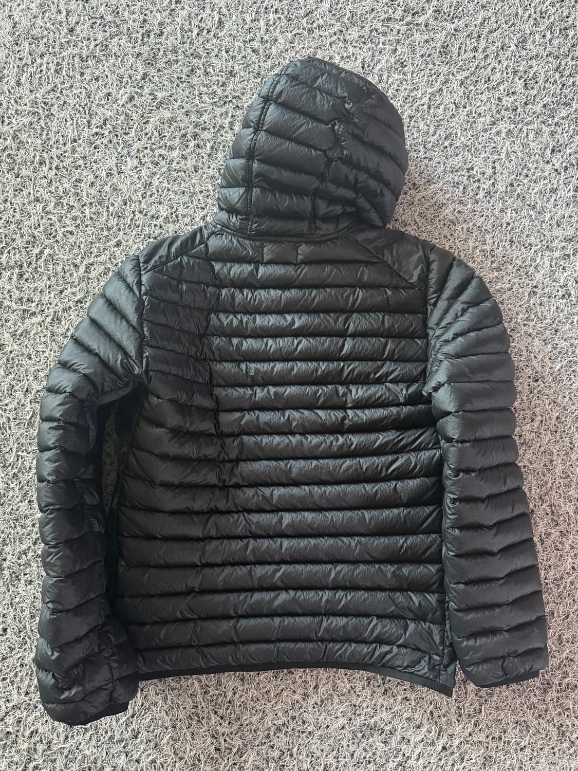 스톤아일랜드 경량 패딩 상품이미지2