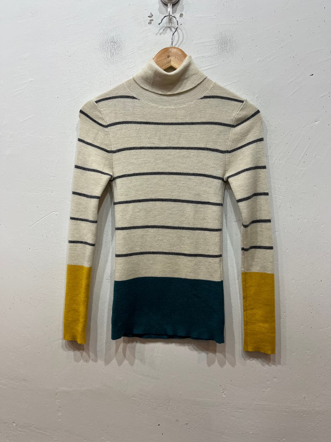 폴스미스 스트라이프 터틀넥 니트 우먼즈 상품이미지1