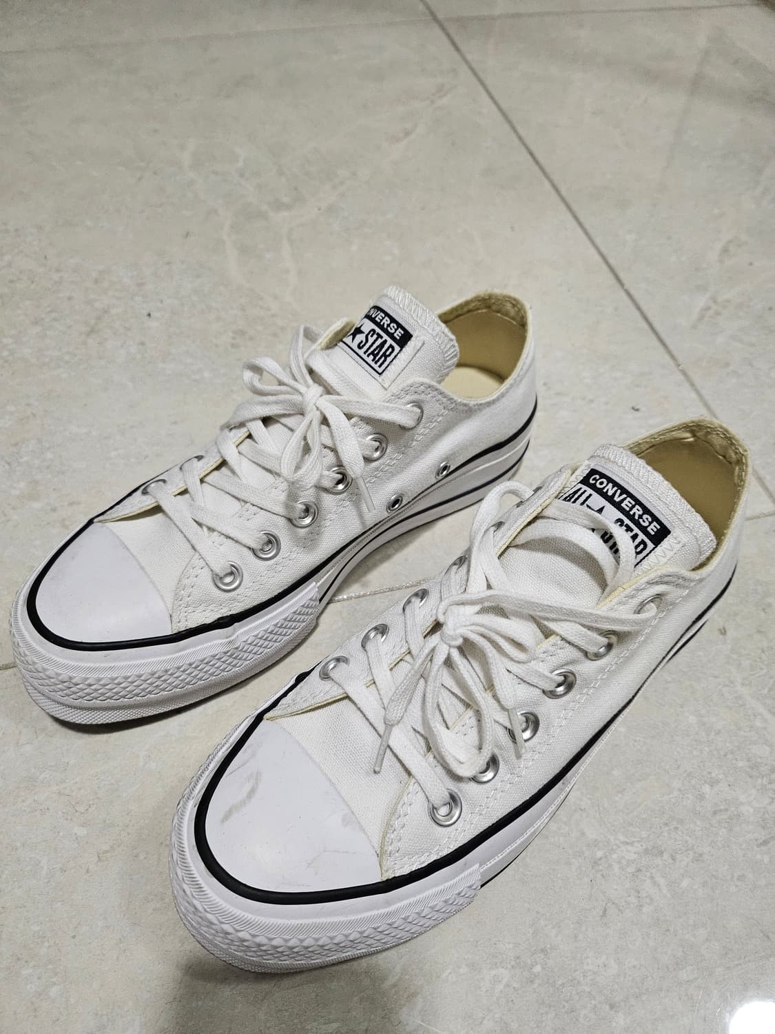 컨버스 척테일러 플랫폼 230 상품이미지2