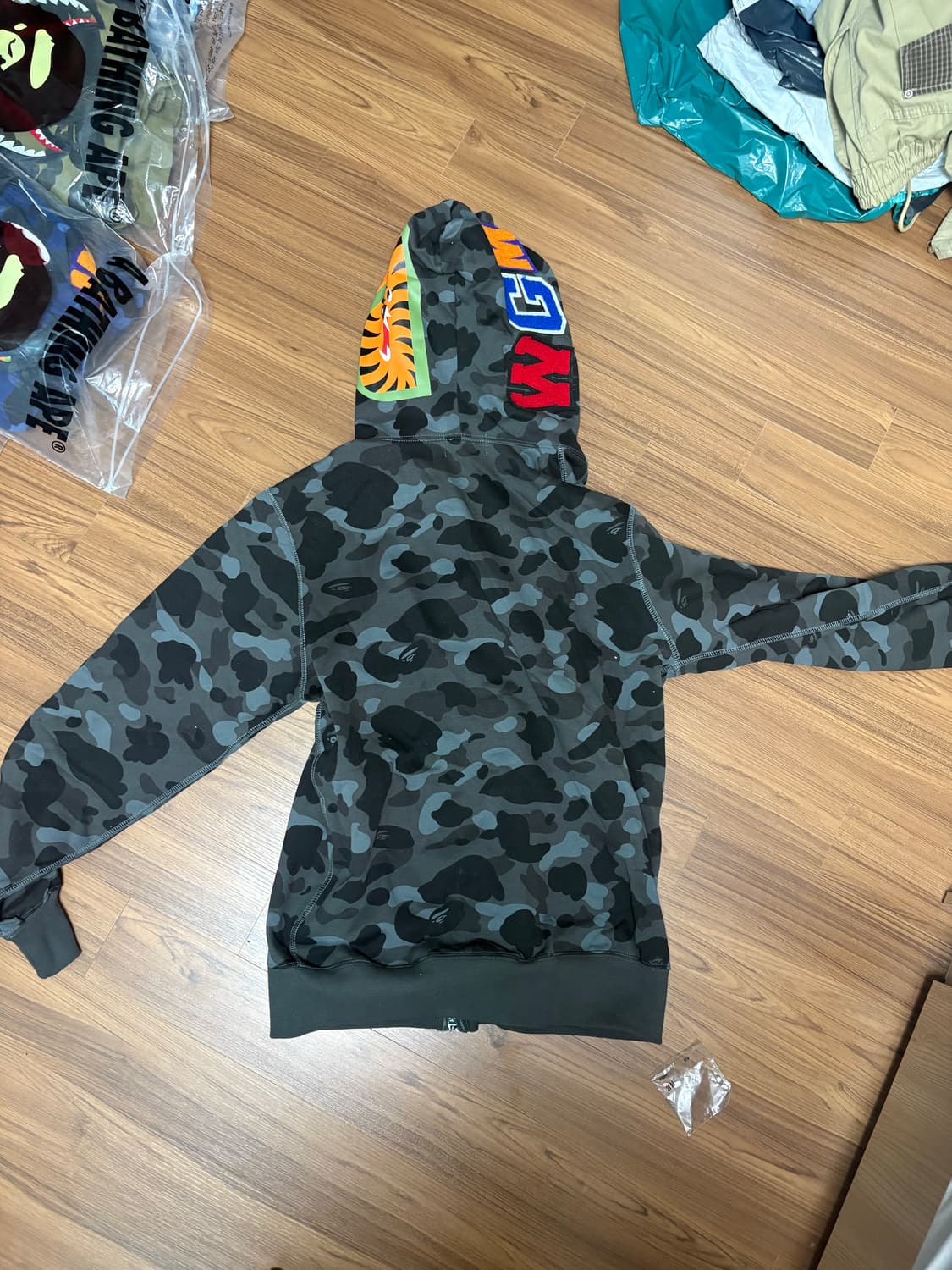 베이프 샤크후드 흑계 새상품 m,2XL 상품이미지3