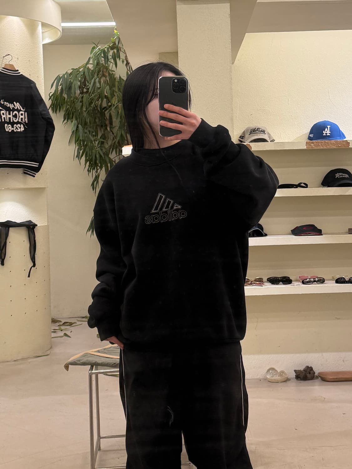 아디다스 퍼포먼스 로고 맨투맨 U432 상품이미지1