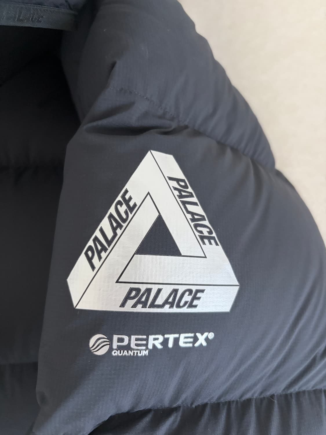 팔라스 퍼텍스 매트 바라클라바 푸파 블랙 - 23FW L 상품이미지3