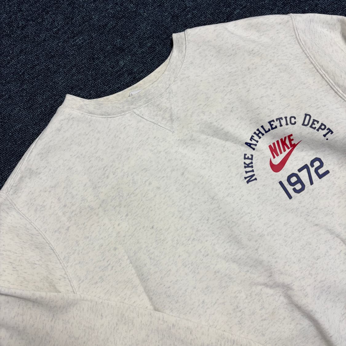 나이키 애슬레틱 맨투맨 상품이미지3