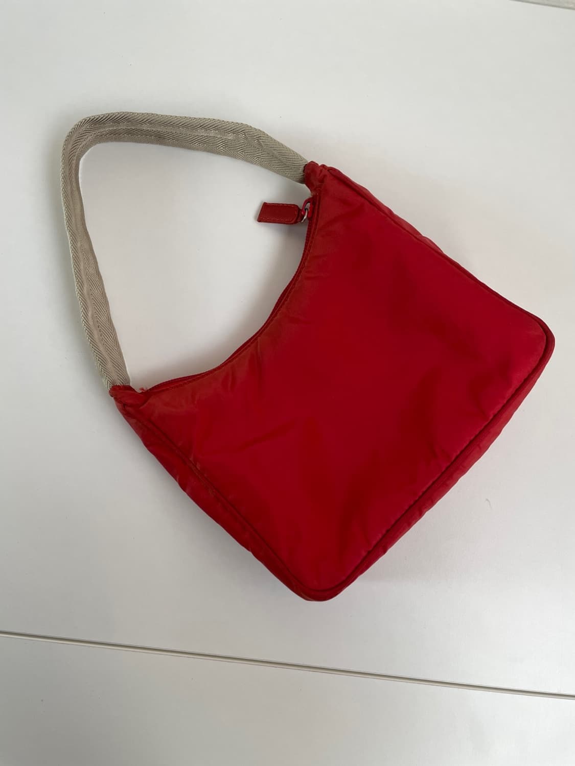 프라다 리나일론 호보백 상품이미지5