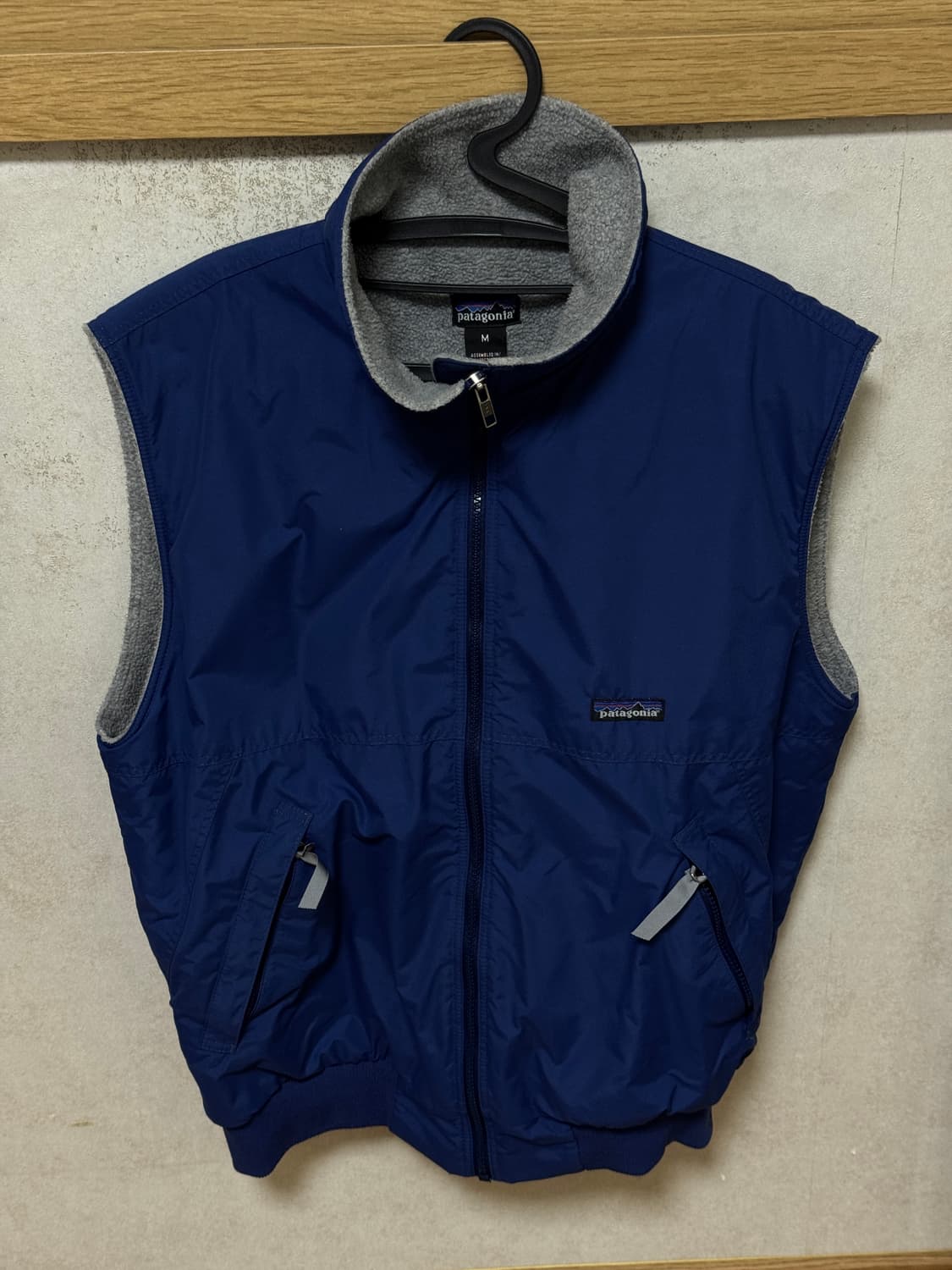 파타고니아 쉘드 신칠라  베스트 m 사이즈 상품이미지1