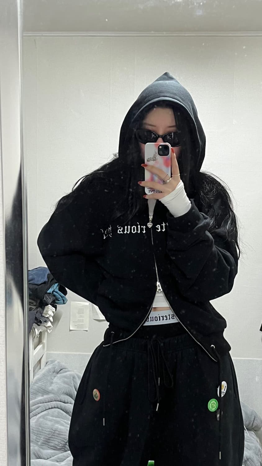 더미스테리어스호텔 후드집업 상품이미지1