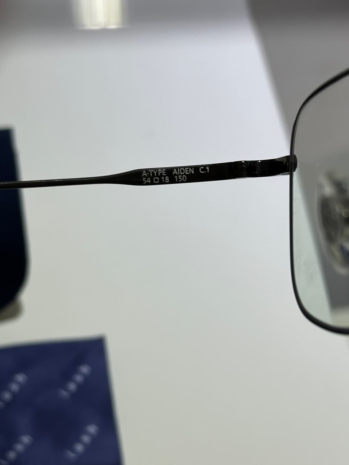래쉬(lash) 티타늄 안경 상품이미지3