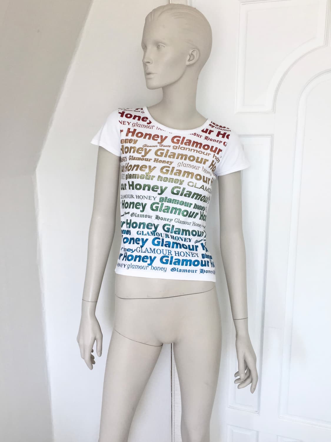 Glitter Rainbow Lettering Top 상품이미지3