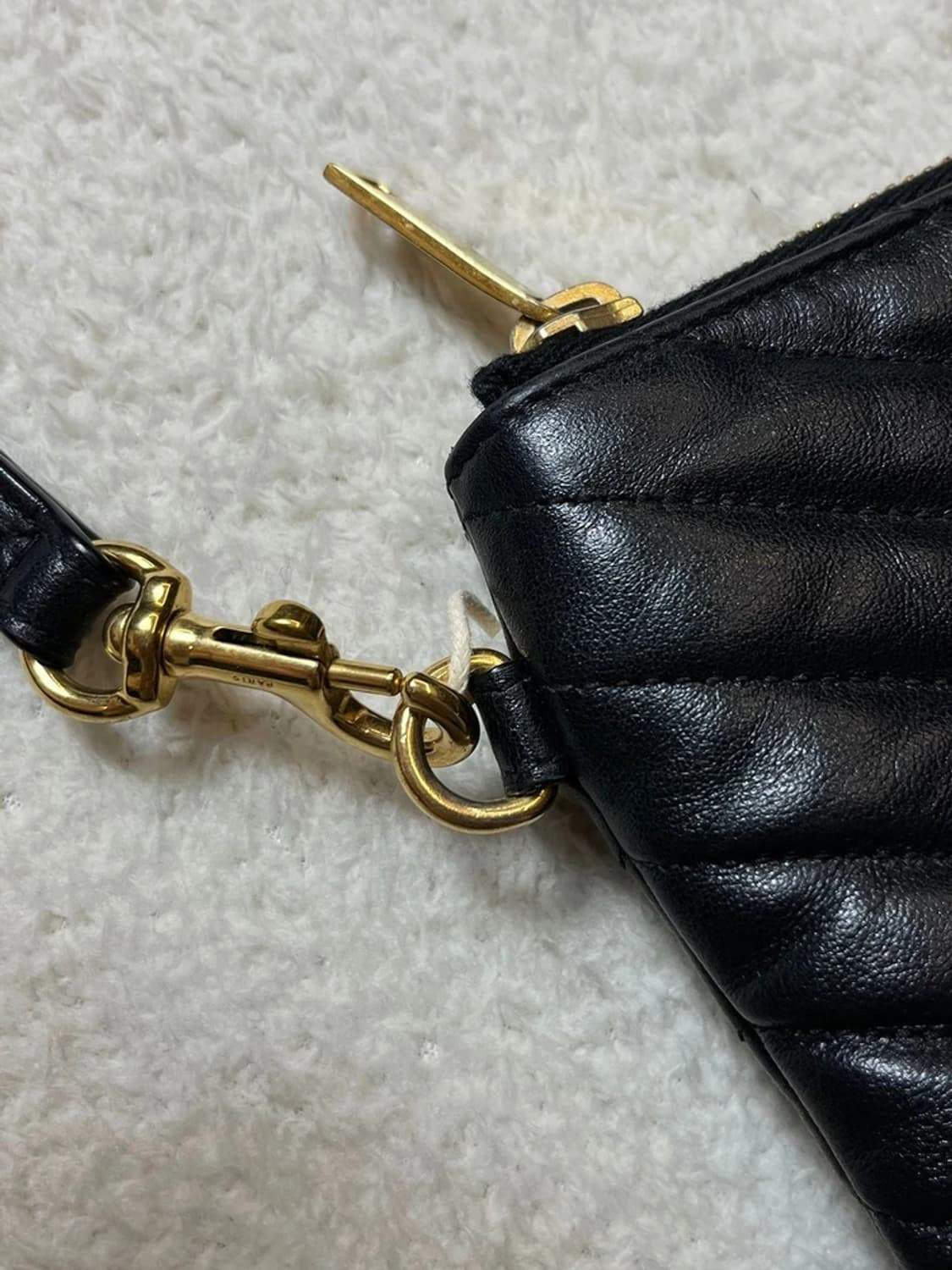 생로랑 YSL 금장 골드 마틀라쎄 클러치백 A1664 상품이미지4