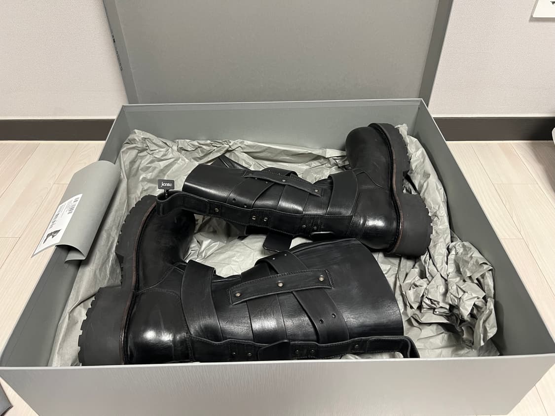 발렌시아가 베놈 하이 42 상품이미지4