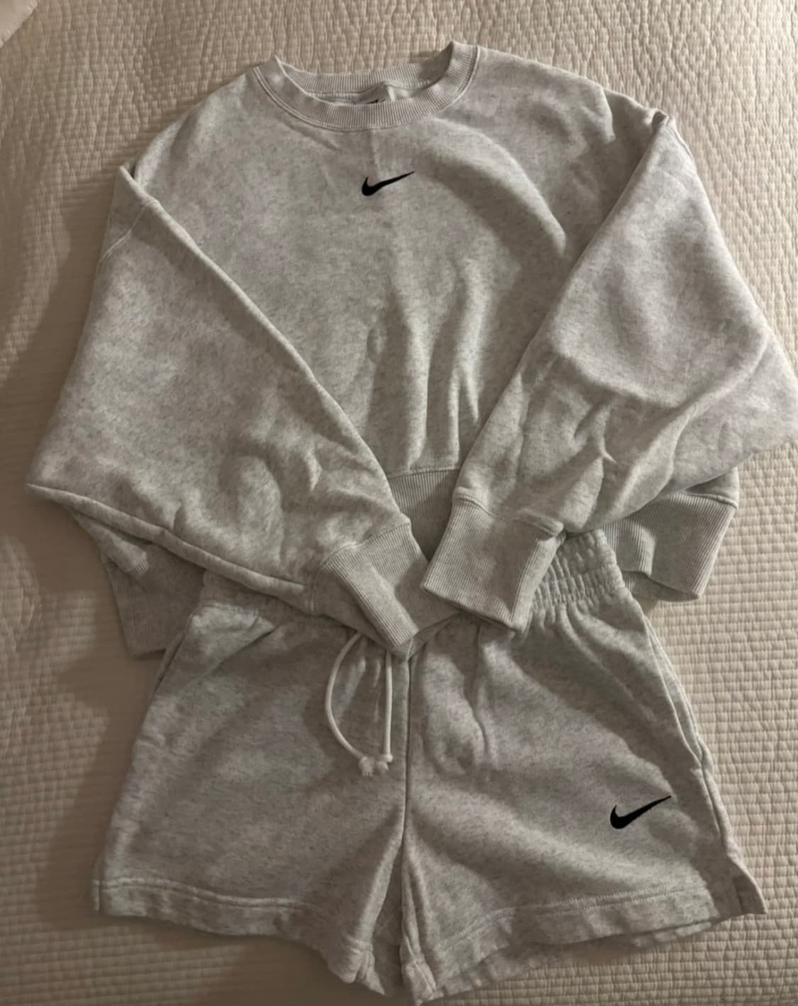 나이키 여성 트레이닝복 셋업 팝니다 상품이미지1