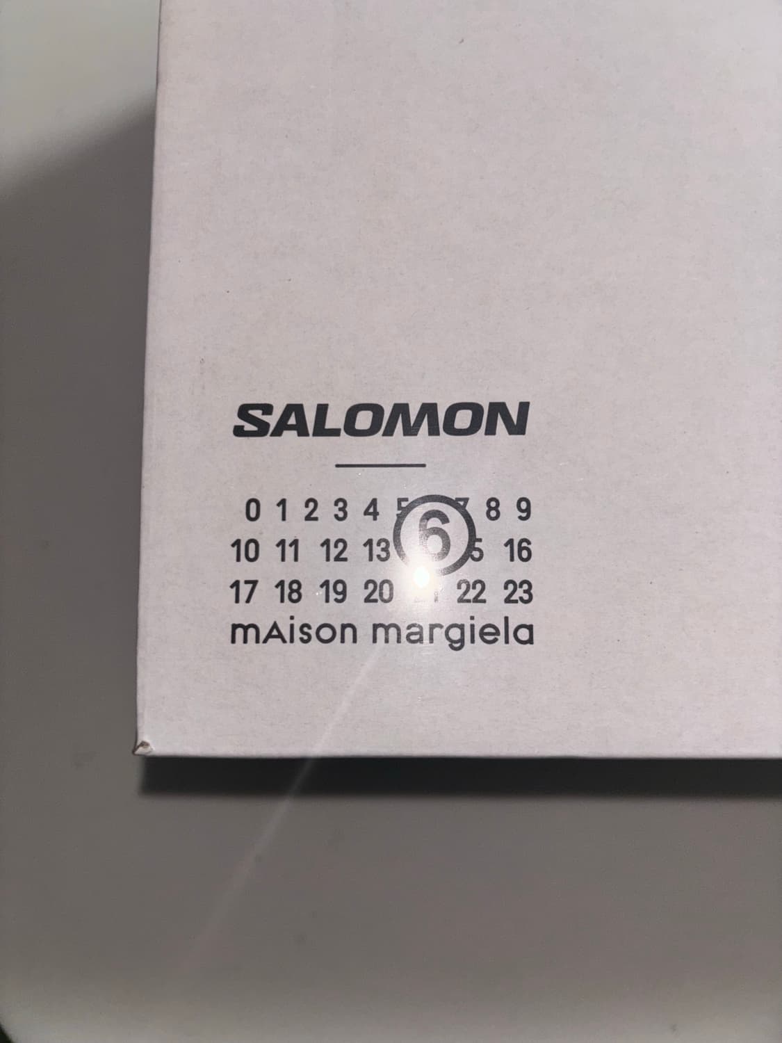 살로몬 x MM6 메종 마르지엘라 XT-4 뮬 블랙 265 상품이미지4